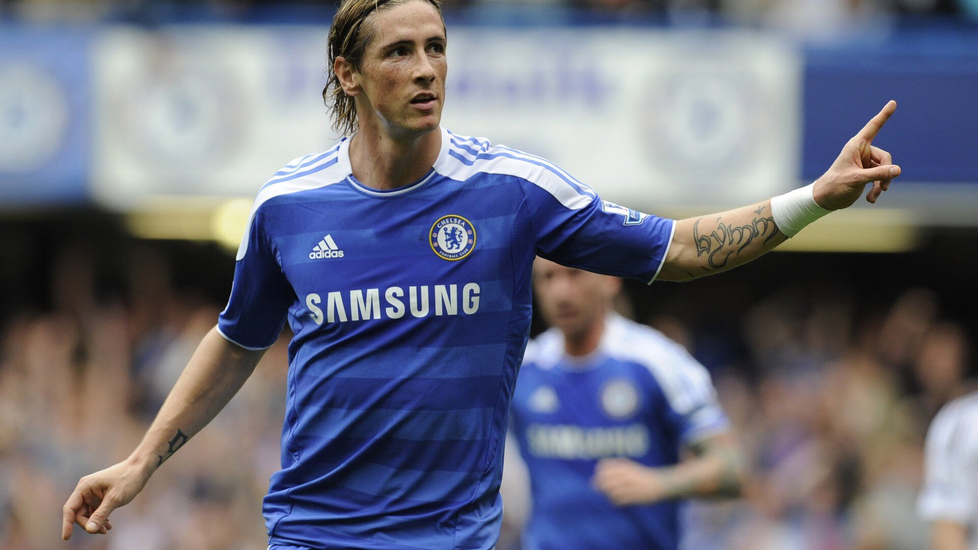 32年后，黄蜂压哨飞舞，奇才黯然退场，一场注定被时光镌刻的唯一对决