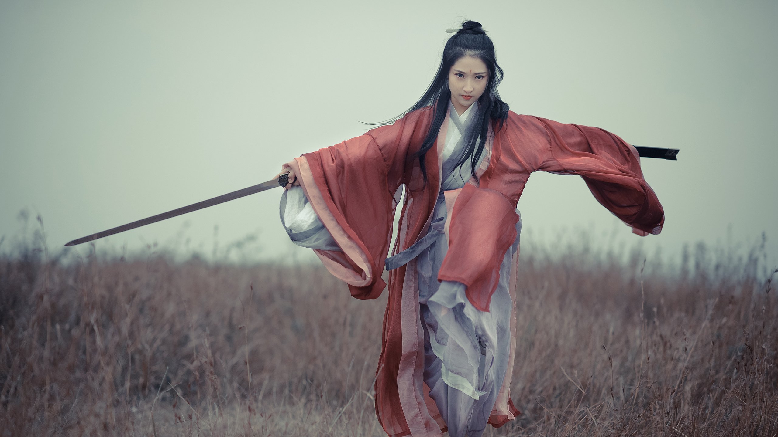 命运的交叉点，当萨拉赫的金左脚遇见巴拉圭的坚韧之盾